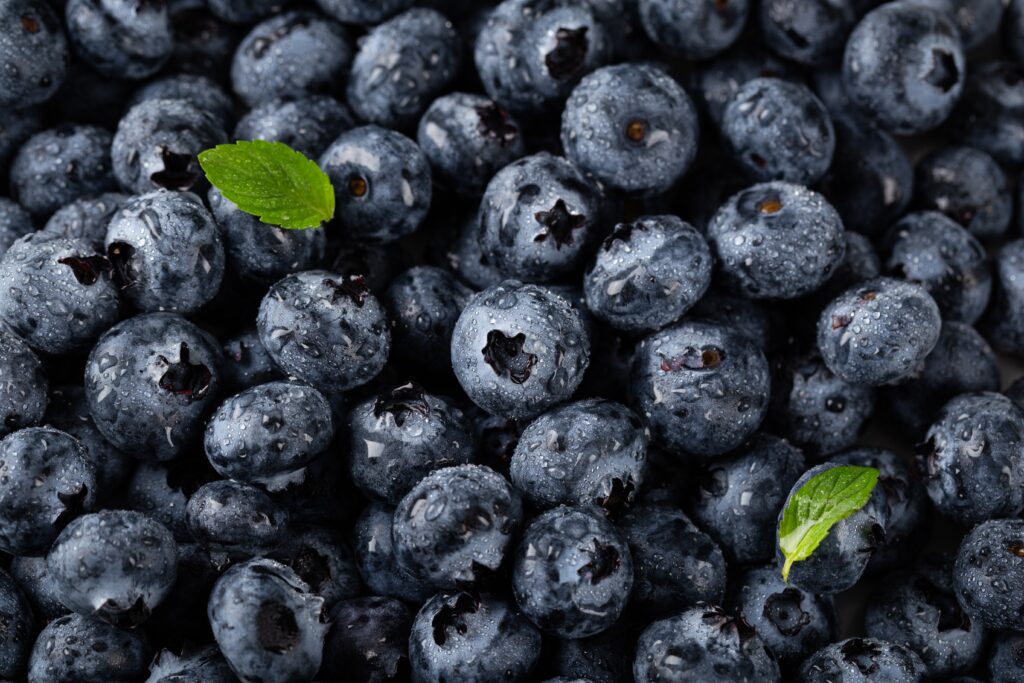 Blueberries - 8 superfoods you must include in your diet today!
